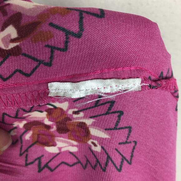 By Anthropologie Pink Red Ikat Floral Pop Over Top M/L - Picture 5 of 7